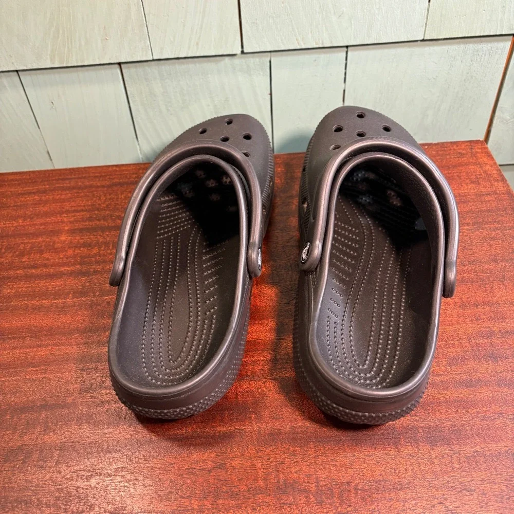 Crocs Classic Clogs Dark Brown Espresso Slip On Comfort Shoes Mens 8 Womens 10